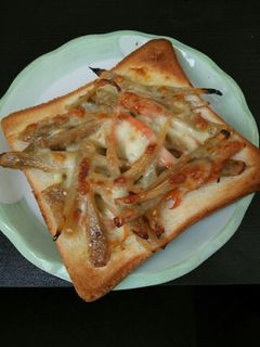 余ったきんぴらごぼうで絶品トースト-レシピのメイン写真