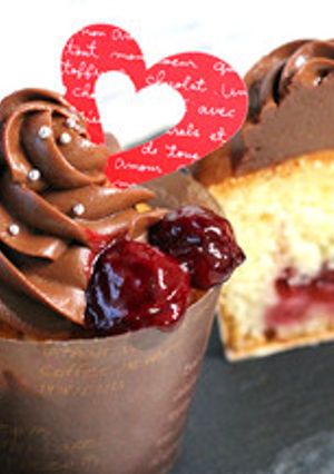 サワーチェリー＆チョコのカップケーキ-レシピのメイン写真
