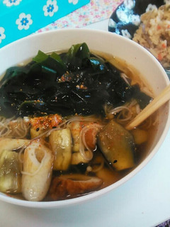 なすとワカメの暖かい素麺。-レシピのメイン写真