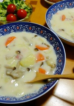 シーフードクリームシチュー-レシピのメイン写真