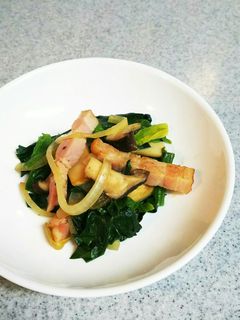 簡単♡ほうれん草とベーコンのコンソメ炒め-レシピのメイン写真