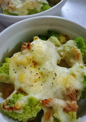 ロマネスコとツナのチーズ焼き-レシピのメイン写真
