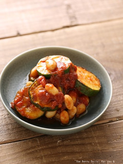 ズッキーニと大豆のトマト炒め-レシピのメイン写真