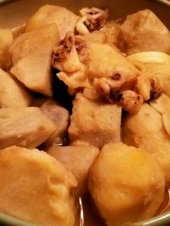 里芋とイカの煮物-レシピのメイン写真