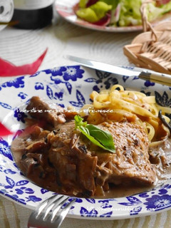 バレンタインに♡鶏肉のポルチーニ煮込み-レシピのメイン写真