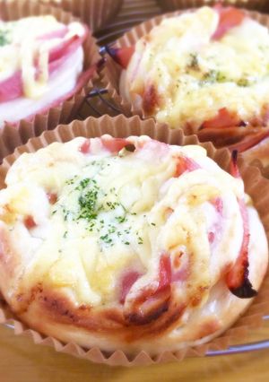 米粉入り☆ふわもち♡ハムマヨチーズパン♬-レシピのメイン写真
