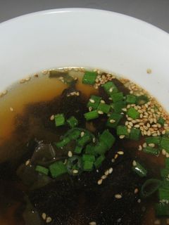 韓国料理に合う、わかめスープ-レシピのメイン写真