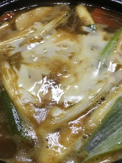 カレーリメイク♪チーズカレー鍋焼きうどん-レシピのメイン写真