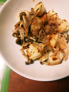 やまといもとしめじの炒め物-レシピのメイン写真