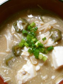 朝食にもオクラとえのき 豆腐のお味噌汁!-レシピのメイン写真