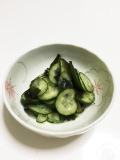 ワカメとキュウリの酢の物-レシピのメイン写真