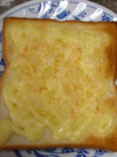 【男の料理】シンプル☆マヨチーズトースト-レシピのメイン写真