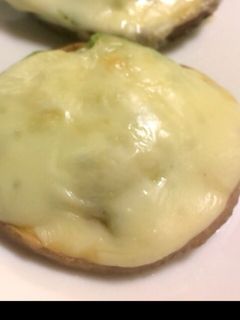 椎茸のアボカドチーズ焼き-レシピのメイン写真