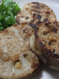 レンコンのひき肉はさみ焼き!-レシピのメイン写真