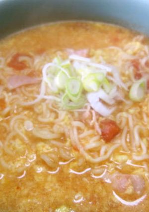 ＮＥＸＴ５０イタリアントマ玉ラーメン♪-レシピのメイン写真