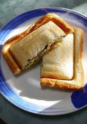 ホットサンド♪たっぷりキャベツ+海苔-レシピのメイン写真