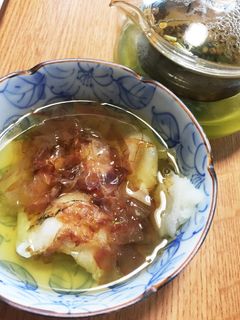 焼いたおもちでお茶漬け-レシピのメイン写真