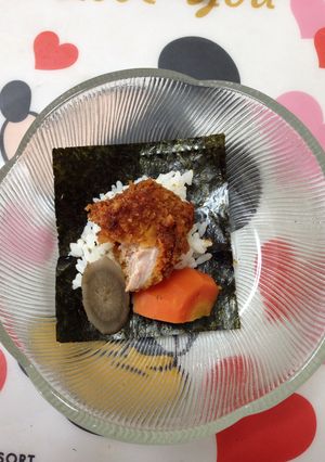 とんかつ、にんじん、ごぼうの手巻きご飯-レシピのメイン写真