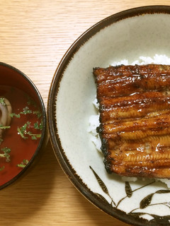 生うなぎでうな丼(グリルでの鰻の焼き方)-レシピのメイン写真