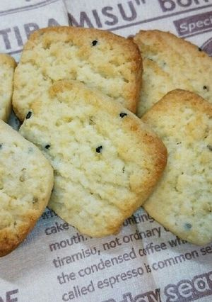 優しいお味♪ おからのセサミクッキー-レシピのメイン写真