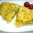 玉葱とじゃがいもの絶品オムレツ♪