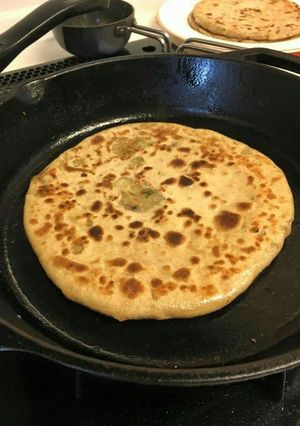 アルパラタ=インド料理、全粒粉のパン♪-レシピのメイン写真