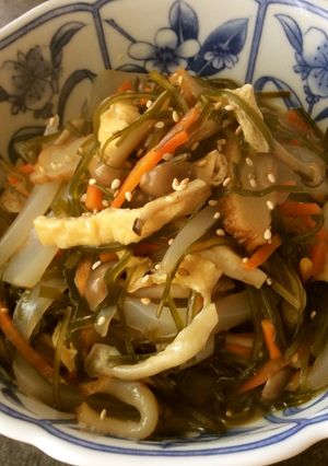 食物繊維豊富な刻み昆布とある物で煮物-レシピのメイン写真