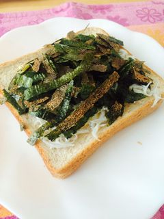 超簡単☆朝食におすすめのしらすトースト-レシピのメイン写真
