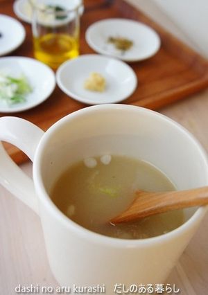 マグカップで作る本物おだしの味噌汁-レシピのメイン写真
