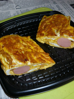 鉄パンでソーセージ入り厚焼き卵-レシピのメイン写真