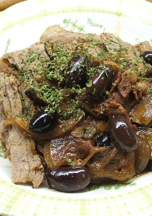 牛肉とアンチョビの赤ワイン煮-レシピのメイン写真