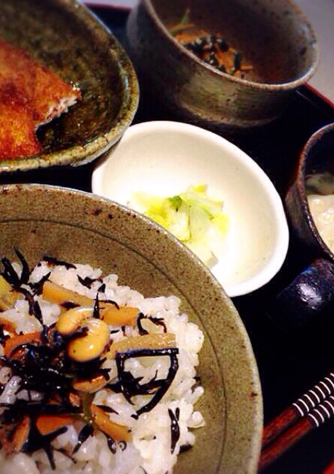 ひじきの五目煮で簡単混ぜご飯 ♪-レシピのメイン写真
