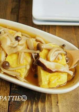 ☆簡単☆豆腐入り卵焼きのキノコあんかけ-レシピのメイン写真