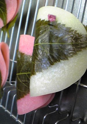 手軽に和菓子♪関東風の桜餅-レシピのメイン写真