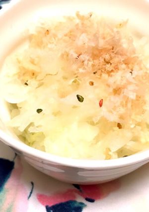 白菜の芯でスライスサラダ☆美味しく節約☆-レシピのメイン写真
