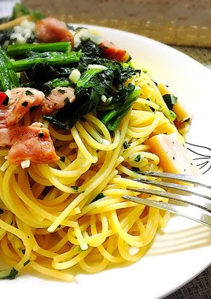ベーコンとほうれん草のペペロンチーノ♪-レシピのメイン写真