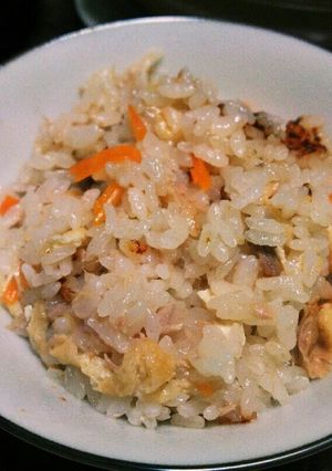 簡単お手軽！ツナ缶で炊き込みご飯♪-レシピのメイン写真