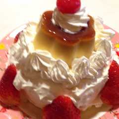 รูปของ コストコの蒸しケーキで簡単ケーキ