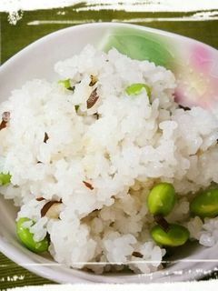 お弁当にも☆簡単!枝豆+塩昆布まぜご飯-レシピのメイン写真