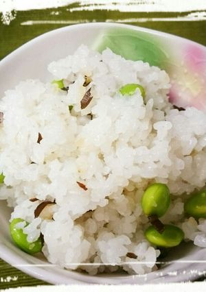 お弁当にも☆簡単!枝豆+塩昆布まぜご飯-レシピのメイン写真