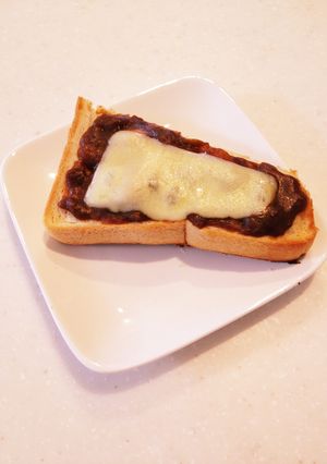 超簡単!美味!塗って焼くだけカレーパン-レシピのメイン写真