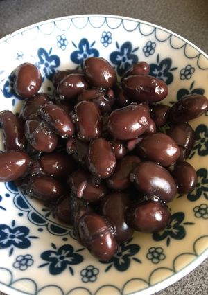 圧力鍋で甘さ控えめの黒豆☆-レシピのメイン写真