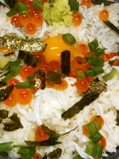 いくらとシラスの丼ぶり★-レシピのメイン写真