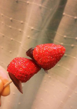 苺と薄っぺらようかんのおやつ♪-レシピのメイン写真