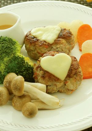 バレンタイン！ ハートづくしのハンバーグ-レシピのメイン写真