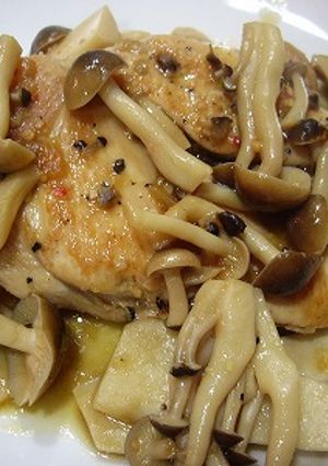 チキンのソテーきのこソースがけ-レシピのメイン写真