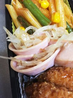 超特急☆ハム巻き玉葱おかか和え☆お弁当に-レシピのメイン写真