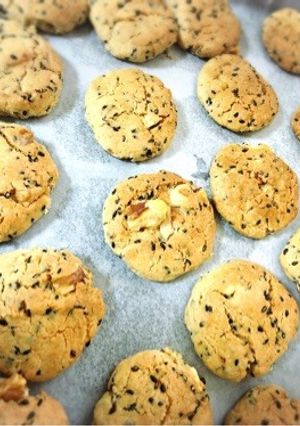 HMで!超簡単きな粉黒ごまクッキー!-レシピのメイン写真