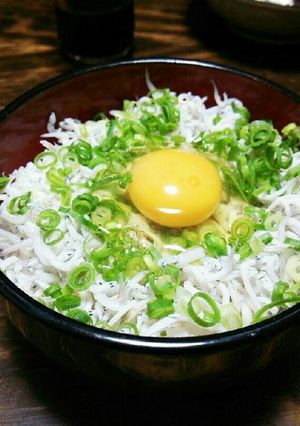 簡単 月見しらす丼♬-レシピのメイン写真