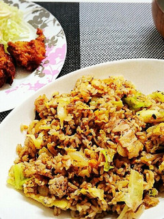 簡単豚バラとキャベツのボリューミー炒飯-レシピのメイン写真